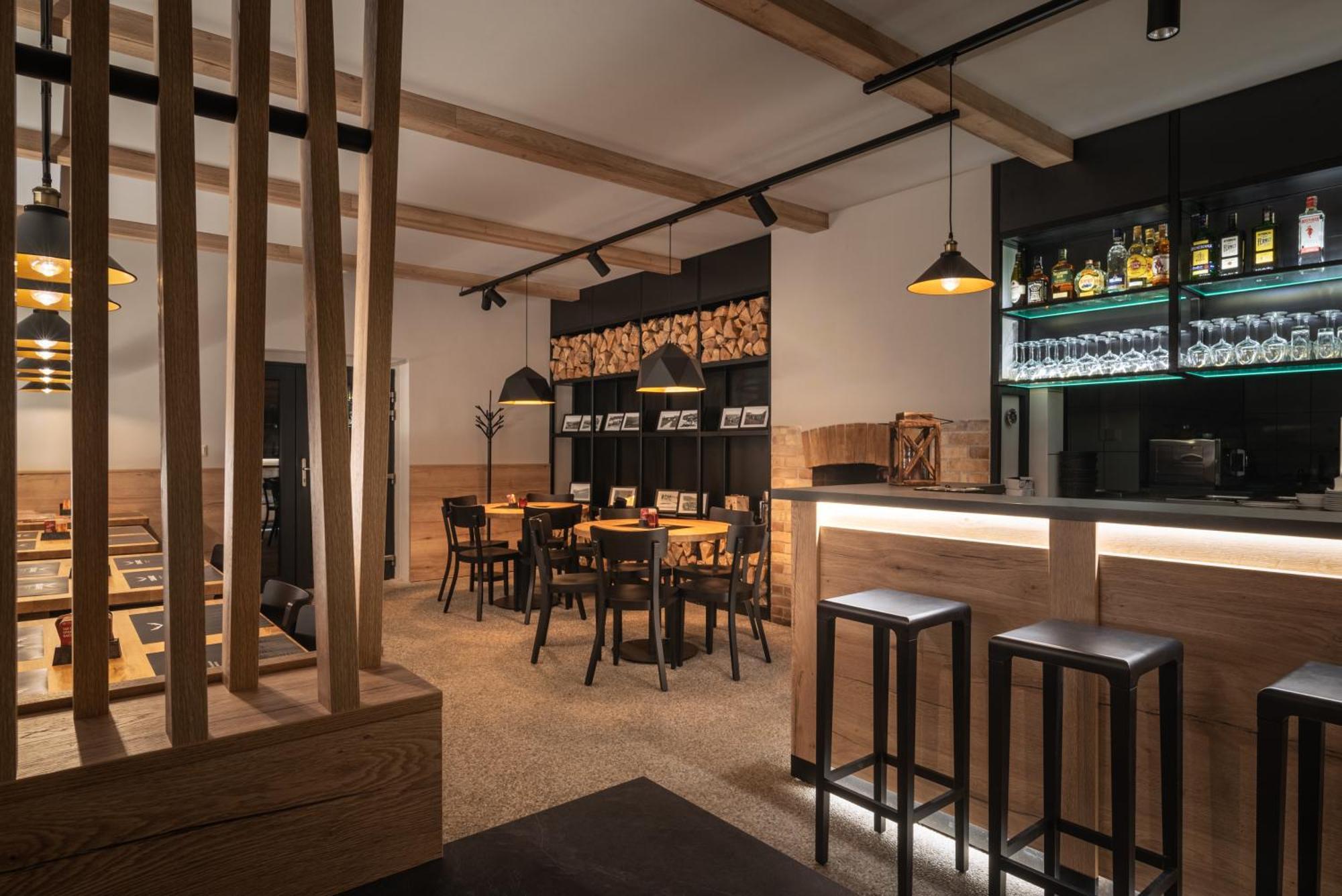 Hotel Schwarz Nové Hamry Екстериор снимка