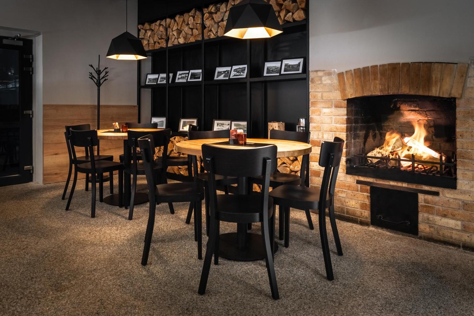 Hotel Schwarz Nové Hamry Екстериор снимка