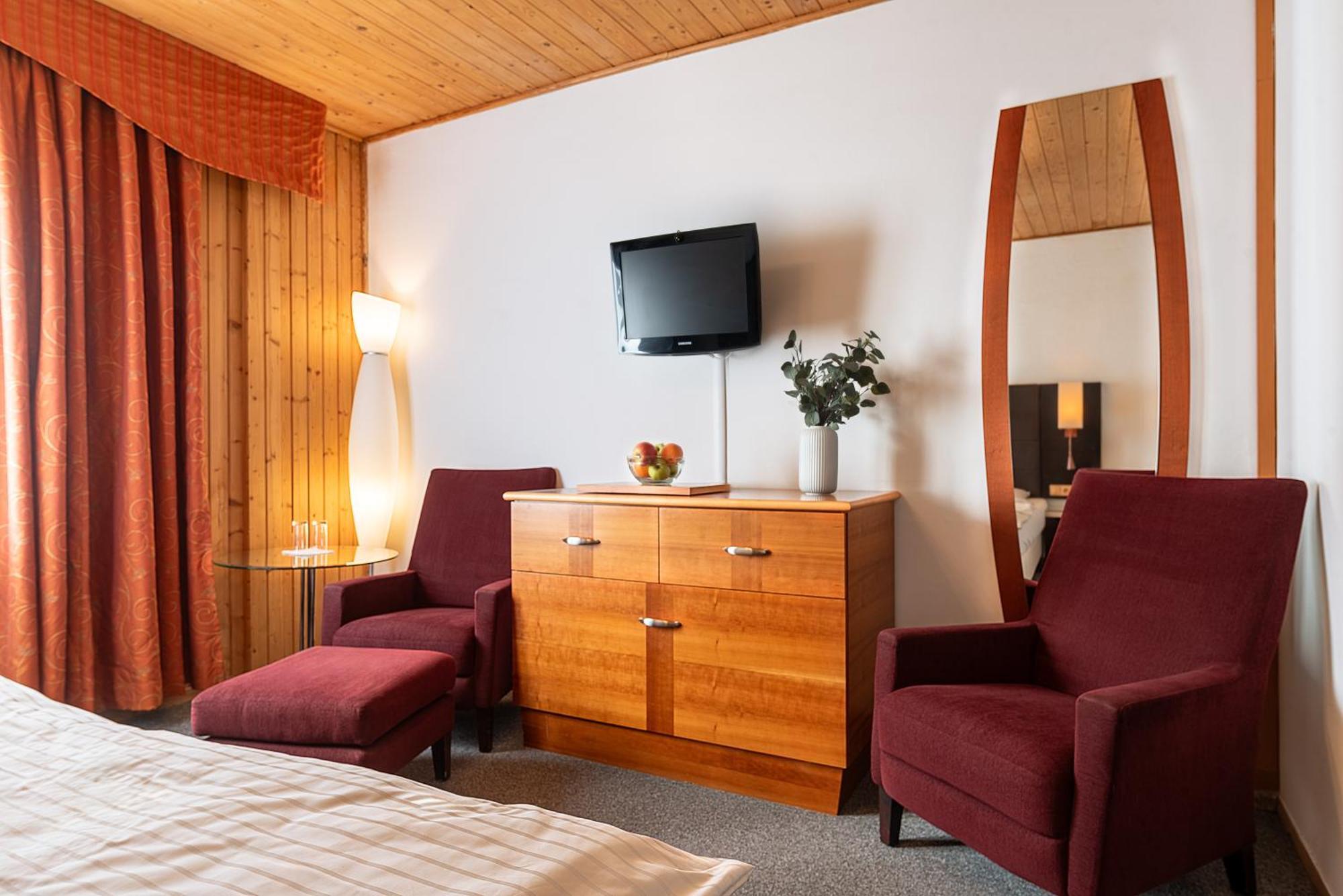 Hotel Schwarz Nové Hamry Екстериор снимка